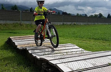 Spaß auf dem E-Mountainbike in St. Johann in Tirol