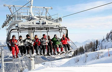 Moderne Liftanlagen im Skigebiet Schneewinkel